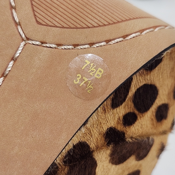 Womens Vince Camuto Leopard Print Heeled Platform Booties Size 7 1/2 B - Picture 8 of 10